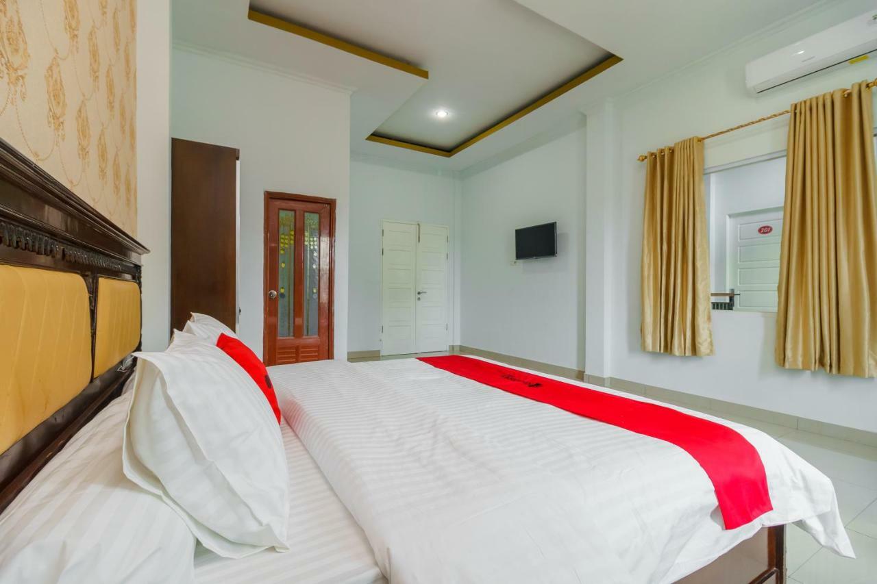 Hotel Reddoorz Syariah Near Simpang Sekip Palembang Extérieur photo